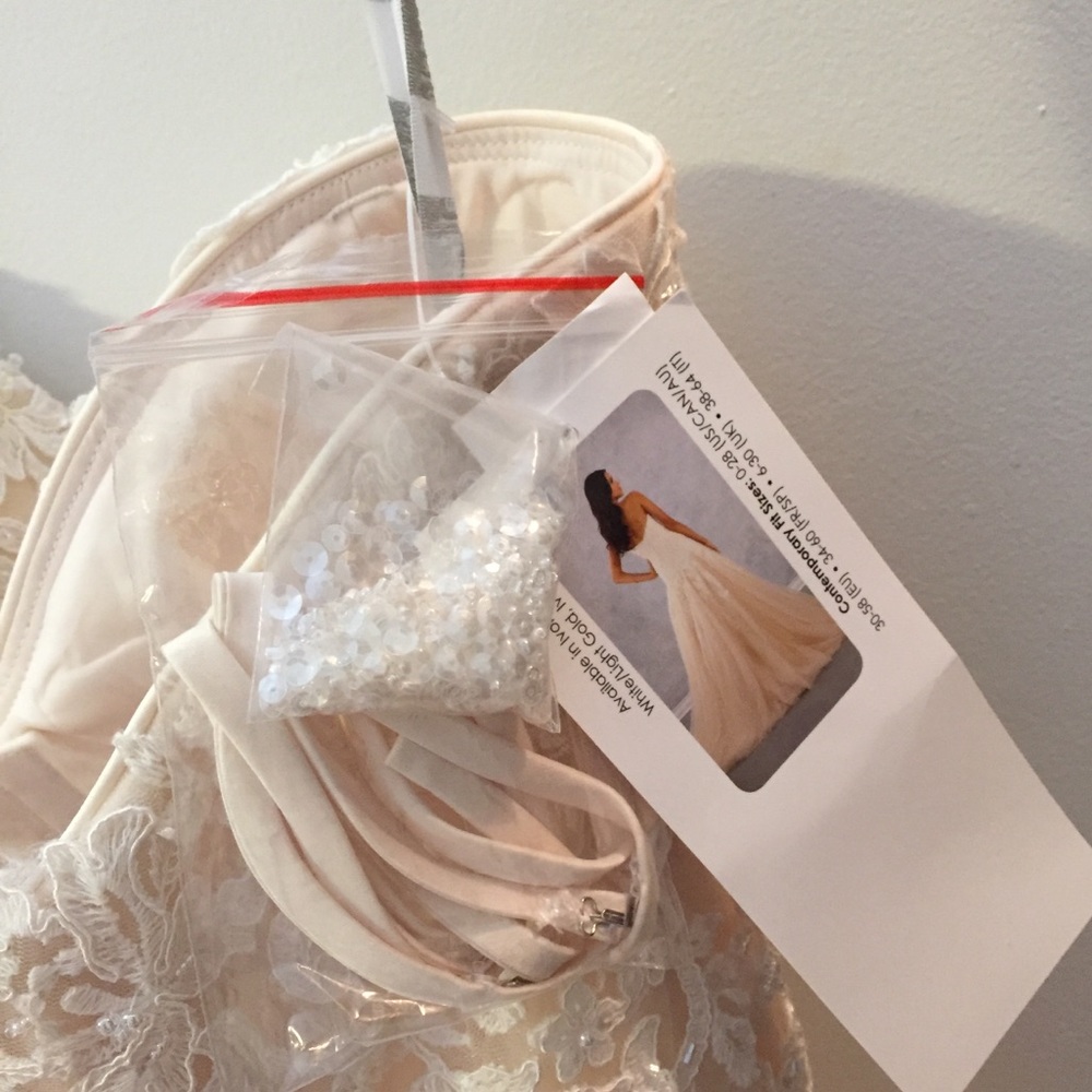 BRAND NEW! Alfred Angelo wedding dress - Picture 4 of 8